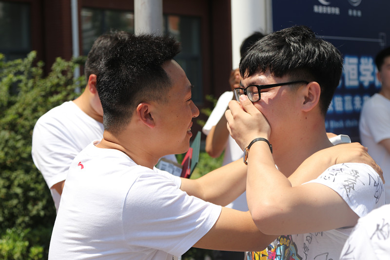 《离别的车站》——beat365中文官方网站送别2018届毕业生